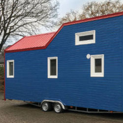 Rolling Tiny House Blau